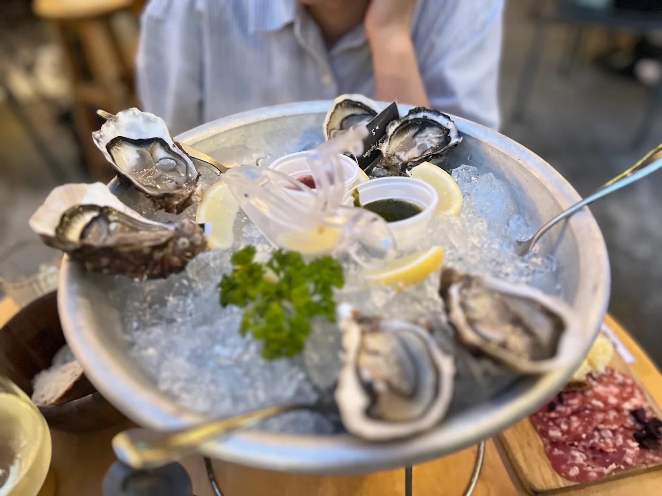 Oysters on ice with lemon